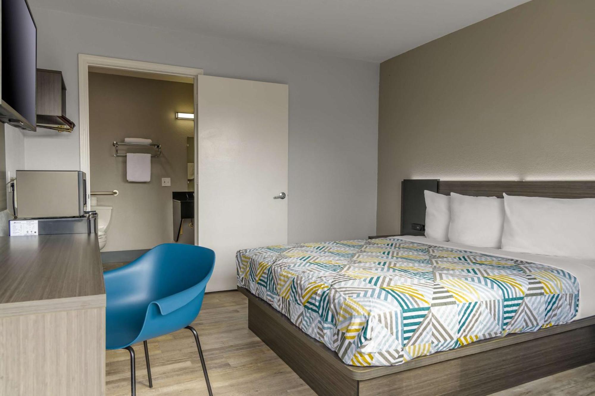 Home 6 Motel Topeka Luaran gambar