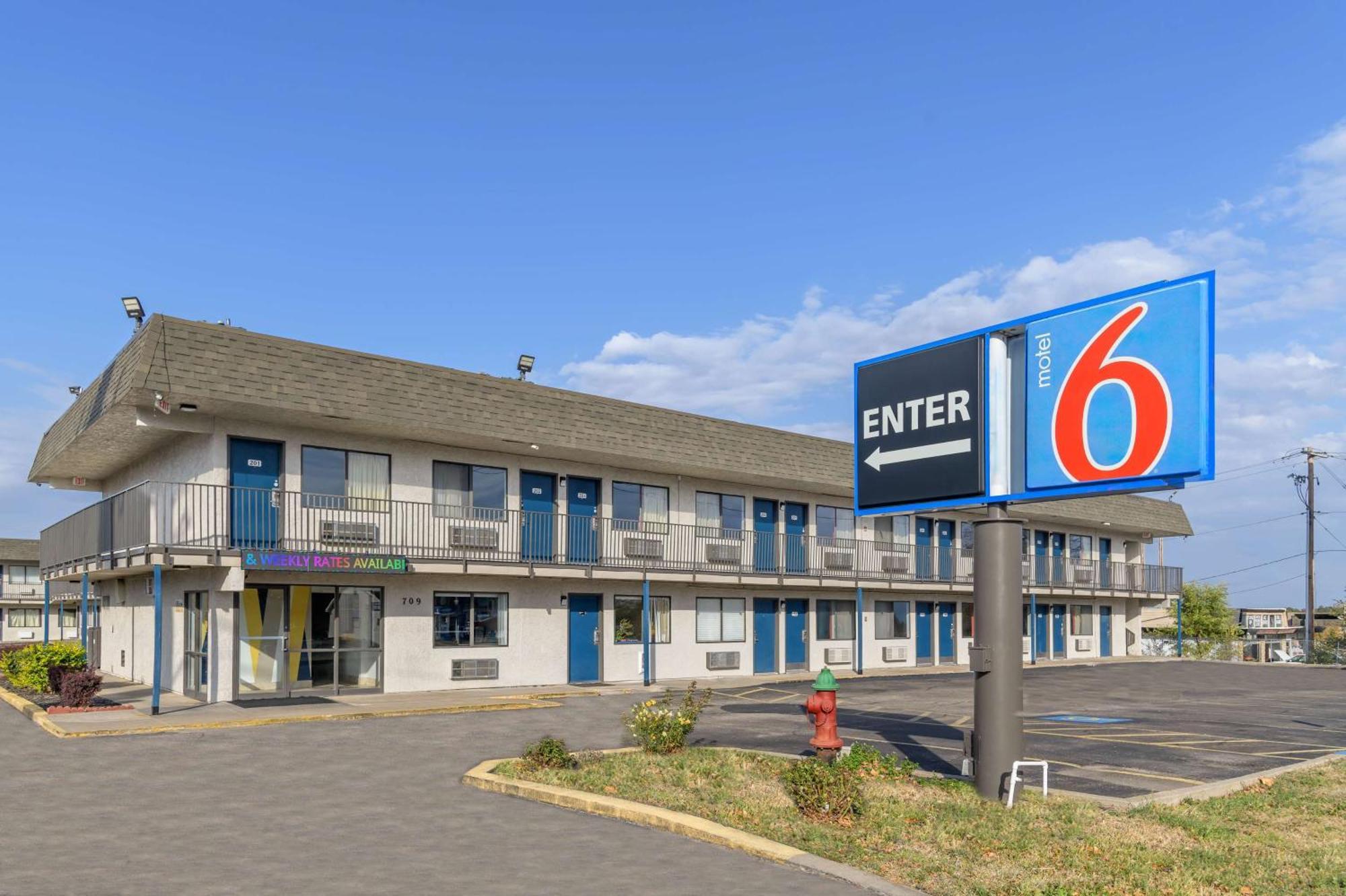 Home 6 Motel Topeka Luaran gambar