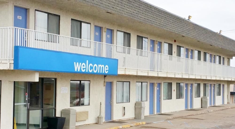 Home 6 Motel Topeka Luaran gambar